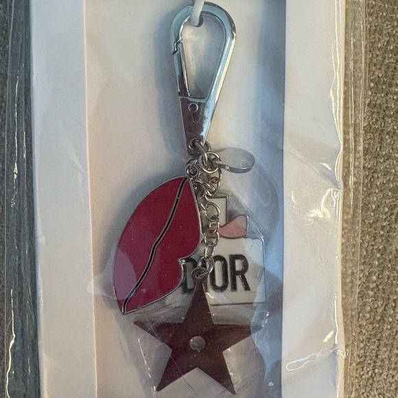 Dior Silver and Red Star Keychain - Picture 1 of 1